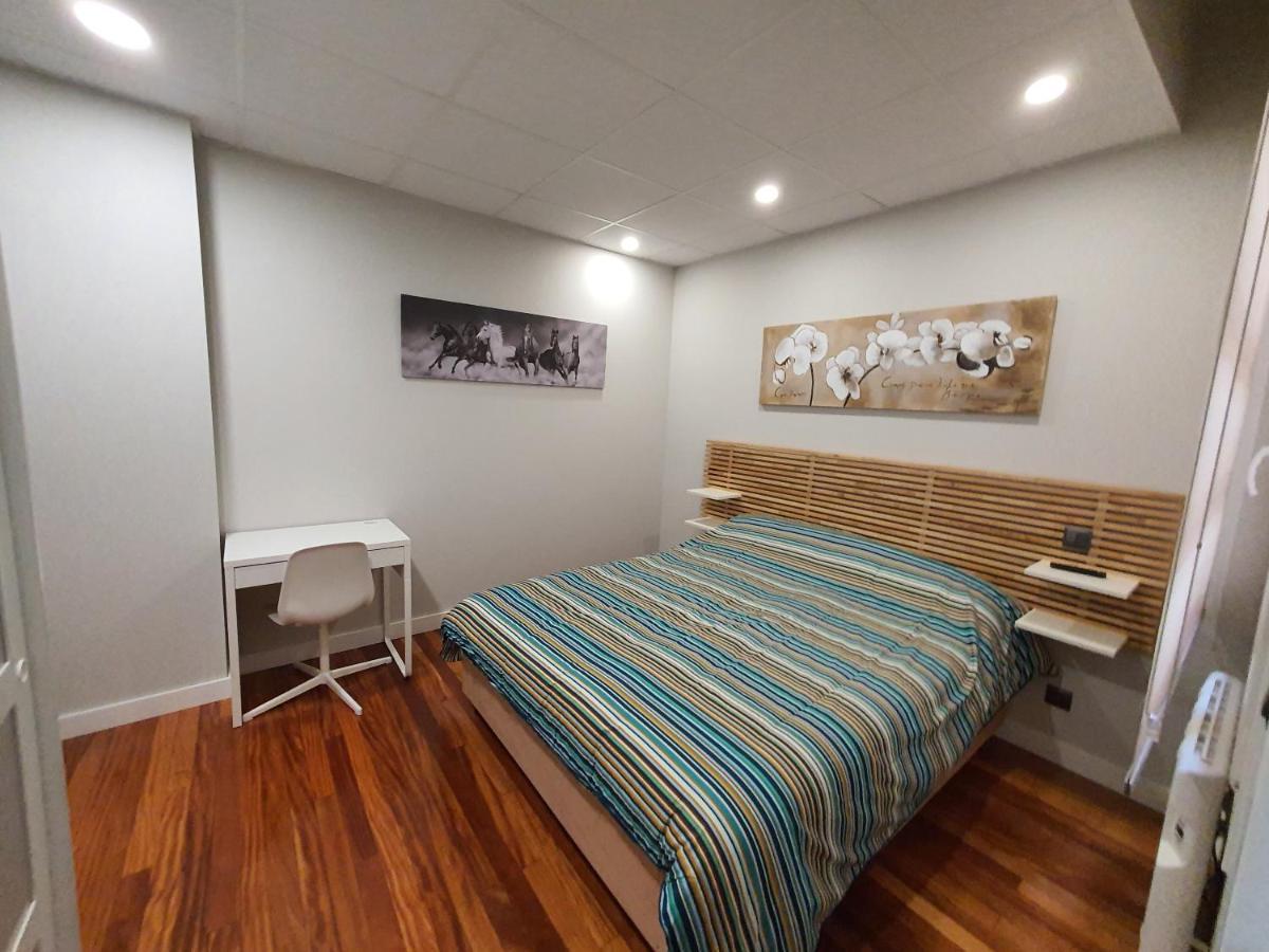 Hôtel Cv33 Ostatua à Bilbao Extérieur photo