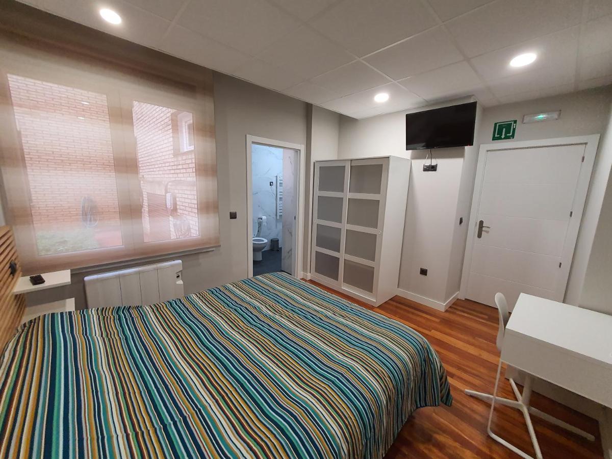 Hôtel Cv33 Ostatua à Bilbao Extérieur photo