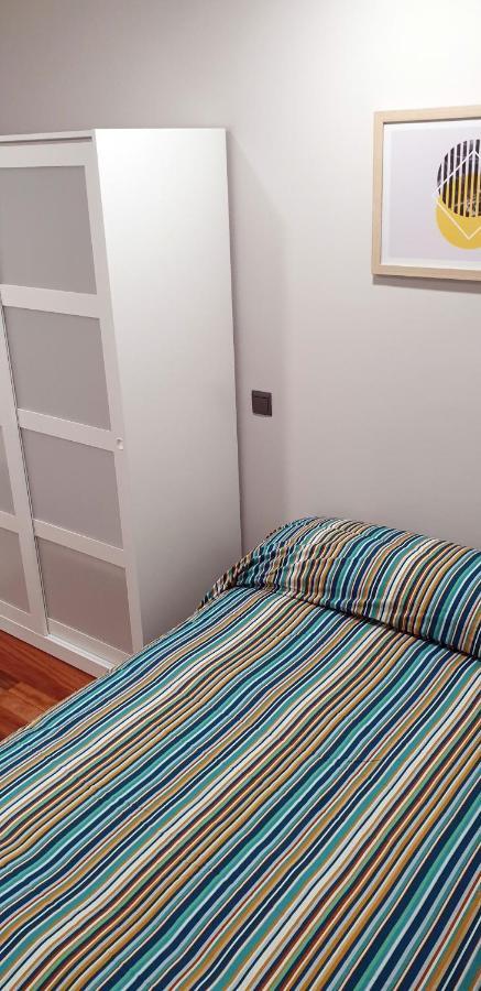 Hôtel Cv33 Ostatua à Bilbao Extérieur photo